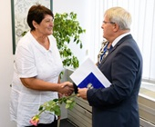 Kitüntették a 112-es segélyhívó operátorát, elképesztő, hogy mentette meg egy ember életét