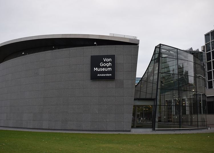 Virtuális túrára hívnak a leghíresebb múzeumok
