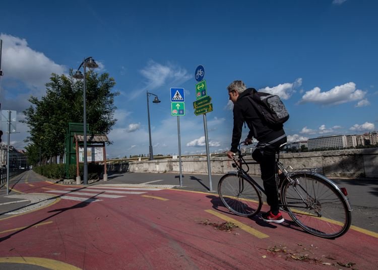 Áprilistól bővülhet a budapesti kerékpáros hálózat