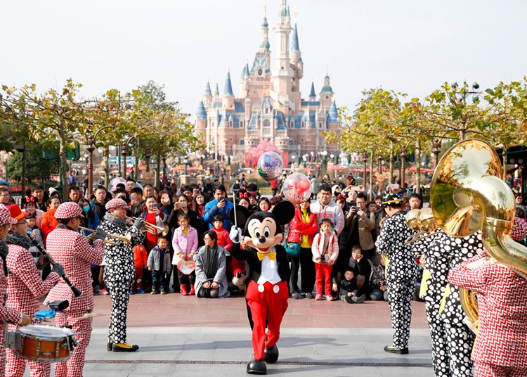 Sanghajban nyit újra az első Disneyland