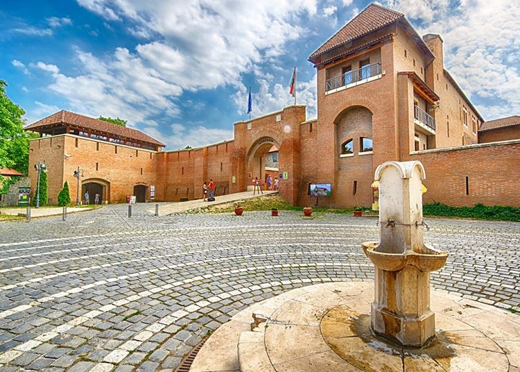 Virtuális túrák, online feladványok és játékok a múzeumok napján