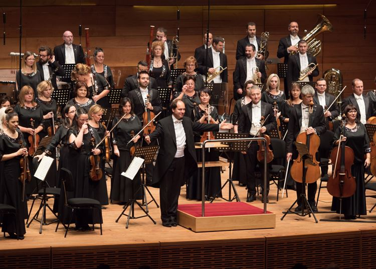 Online koncertet ad a Pannon Filharmonikusok zenekar
