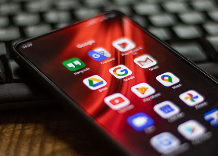 Tömeges hiba: összeomlottak Androidon a Google alkalmazások
