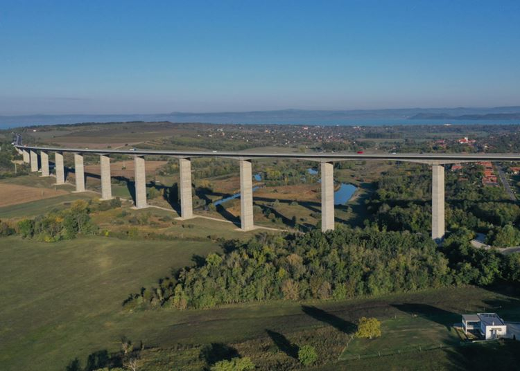 Feltárul a titok: ez van a Kőröshegyi Völgyhíd belsejében
