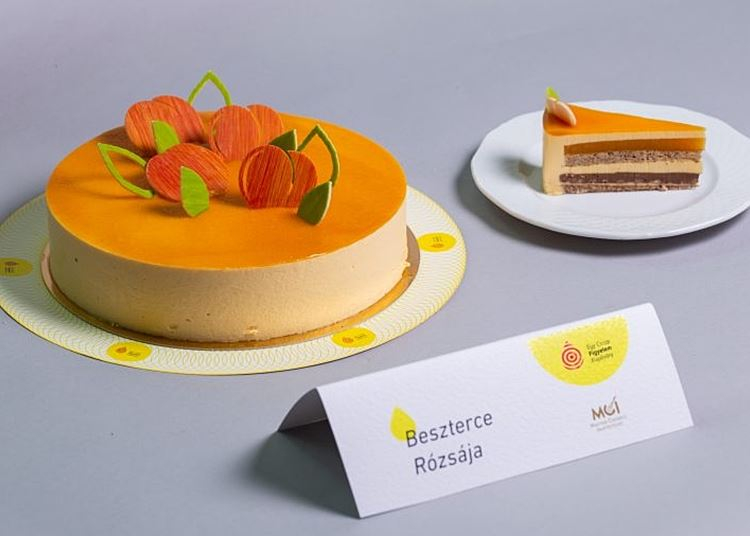 Málnás, szedres, zserbós mérkőzik egymással