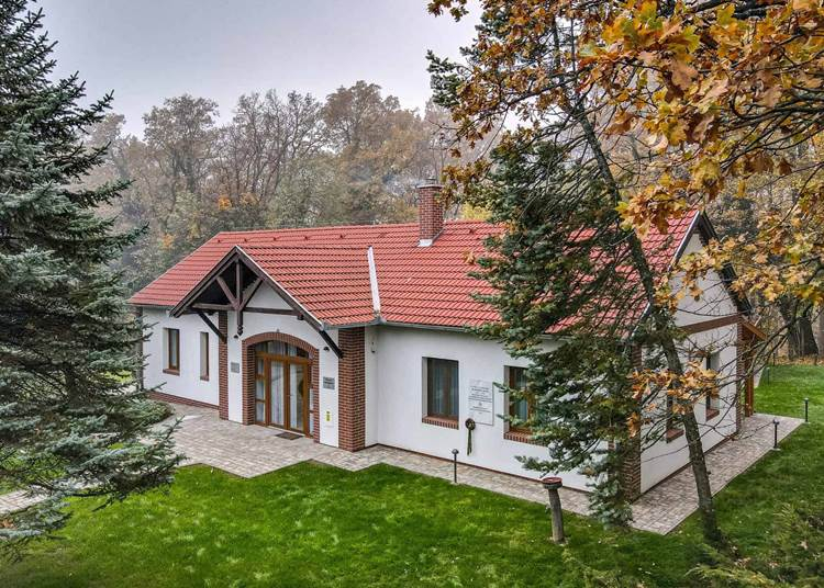 Szállodai színvonalú turistaszállás nyílt a Kéktúra útvonalán