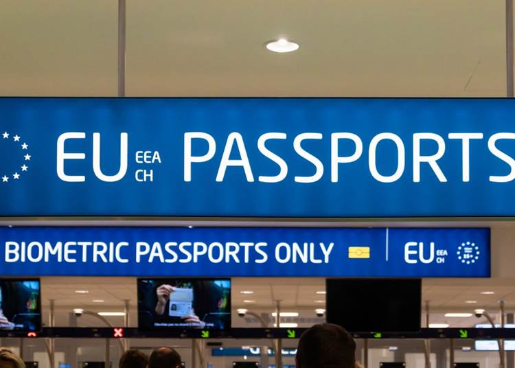 Novembertől az új vízum nálunk is kötelező lesz