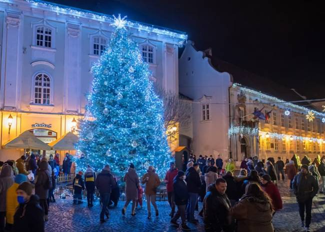 Fehérvári Advent, 2025. november 21. – 2026. január 4.