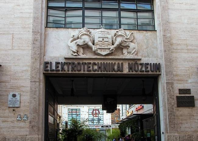 Vár az Elektrotechnikai Gyűjtemény állandó kiállítása