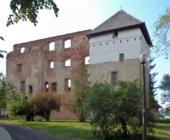 kisvardai var