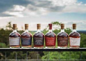 Mit tesz a whiskyvel az óceán? Világkörüli úton tesztelik az ital érlelésének új módszerét