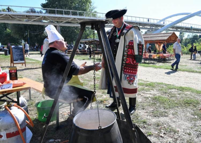 A tiszai halat ünneplik a hétvégén Szolnokon