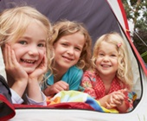 Mennyibe kerül a gyerekek nyári táboroztatása?