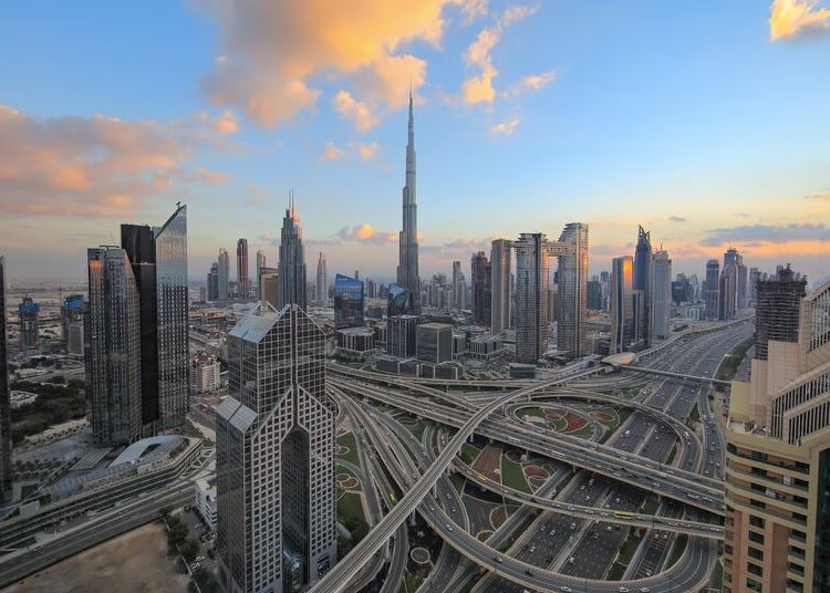 Újra megnyílt a világ legmagasabb épülete a turisták előtt Dubajban