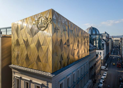 Megnyitotta kapuit a Hard Rock Hotel Budapest