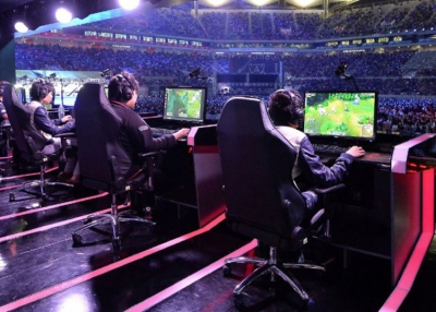 Őrületes tempóan terjed az e-sport: a koronavírus-járvány nagy nyertese lehet az ágazat