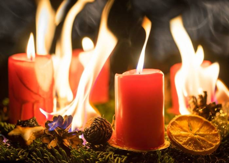 Egyetlen perc is elég a lakástűzhöz: advent veszélyeire figyelmeztet a szakértő