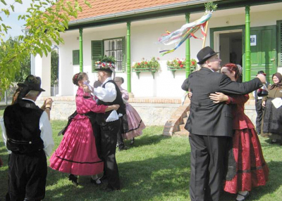 Ingyenes programokkal vár hétvégén a Tájházak Napja