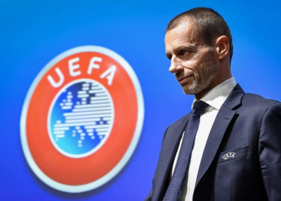 Labdarúgás: az UEFA a júliusi folytatást célozta meg