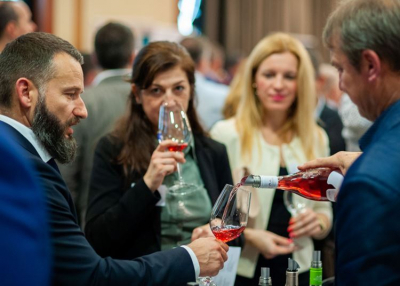 Határon átívelő bortúrára invitálnak Bács-Kiskun borászai