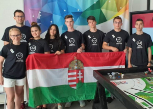 Kimagasló helyen végzett az Agóra csapata a nemzetközi robotépítő- és programozó versenyen