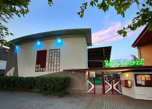 Kertmozi élmények a Balatonnál