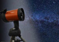 Távcsöves csillagnézés a debreceni Agórában, 2021. július 9.