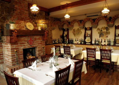 Májusban kinyitnak az éttermek és a szállodák Ausztriában