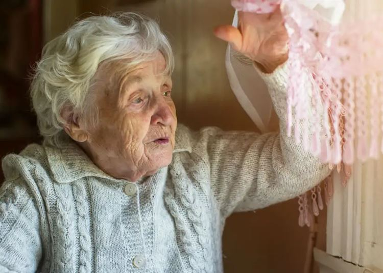 ÖregSZEM – Fotópályázat nyugdíjasoknak és azoknak, akik a nyugdíjasok életét be tudják mutatni