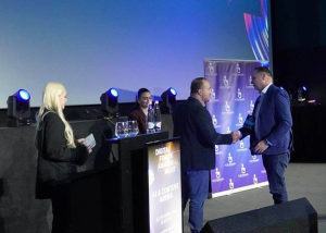 Új korszakot nyitott a jótékonyság világában a Sharity