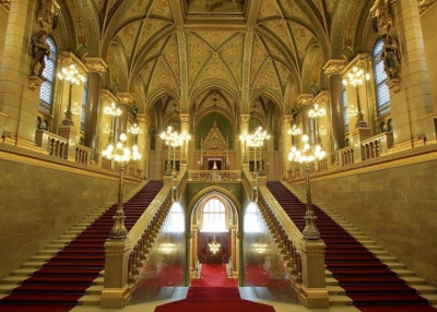 Ismét látogatható az Országház, az Országgyűlési Könyvtár és az Országgyűlési Múzeum