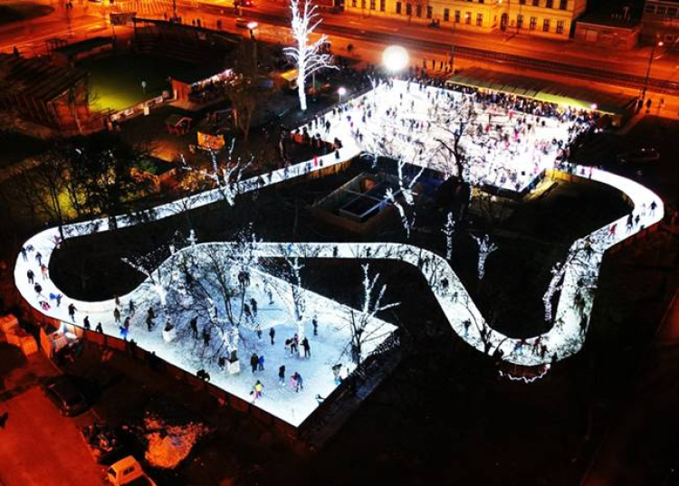 Vár a Csepel Jégpark, az ország talán legkülönlegesebb jégpályája!