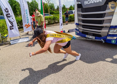 Először indult, egyből aranyérmet szerzett a kamionhúzó Dorina