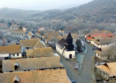 Palóc gasztronómiai élményközponttal teszik még vonzóbbá Hollókőt