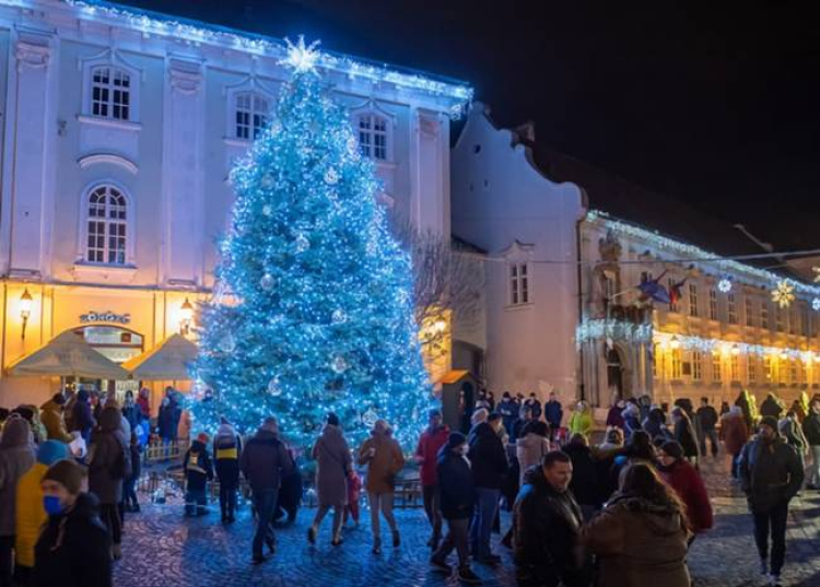 Fehérvári Advent, 2025. november 21. – 2026. január 4.