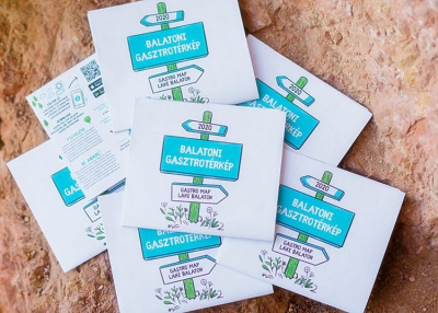 Figyelem: aki a Balcsira utazik, ebbe mindenképp lessen bele!