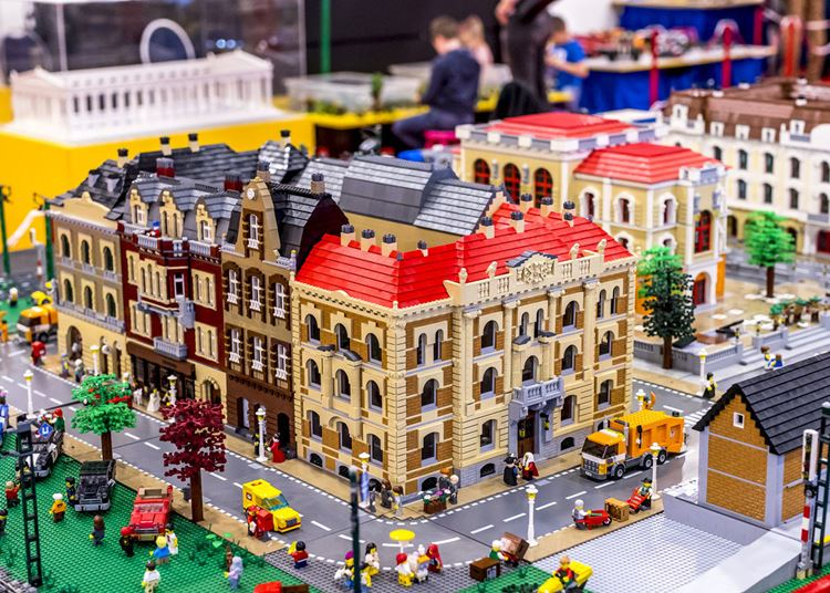 KockaPark | LEGO kiállítás - interaktív családi élményközpont