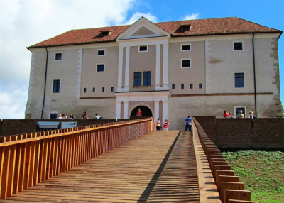 Mesélő várak